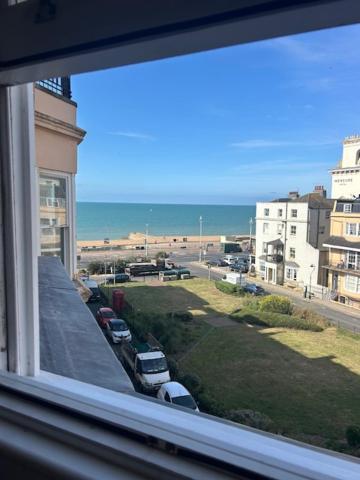 Garden Square Central 2 Bed & Sea-View Apartment Brighton Exterior photo
